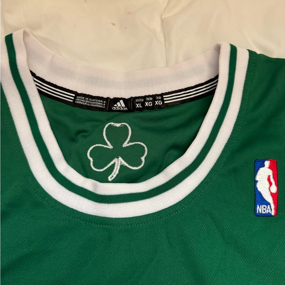 VINTAGE Celtics Rondo Jersey - Picture 4 of 6